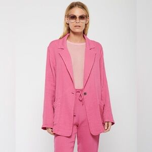Raquel Allegra Boxy Gauze Blazer in Bright Pink Size 2 Cotton